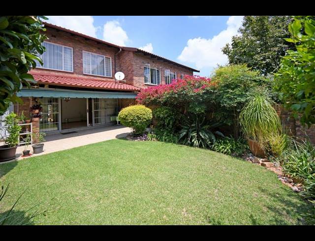 3 BEDROOM TOWNHOUSE FOR SALE IN RIVER CLUB